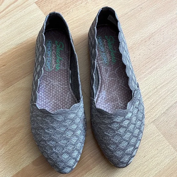 Skechers Women's, Cleo - Honeycomb Flat with Air-Cooled Memory Foam - Picture 6 of 13